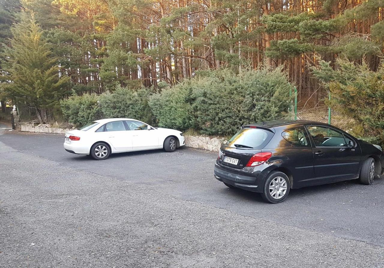 Appartamento La Vista De Gredos Navarredonda Esterno foto