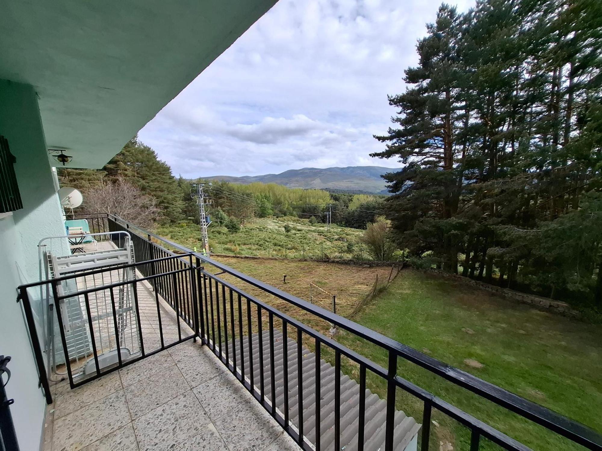 Appartamento La Vista De Gredos Navarredonda Esterno foto